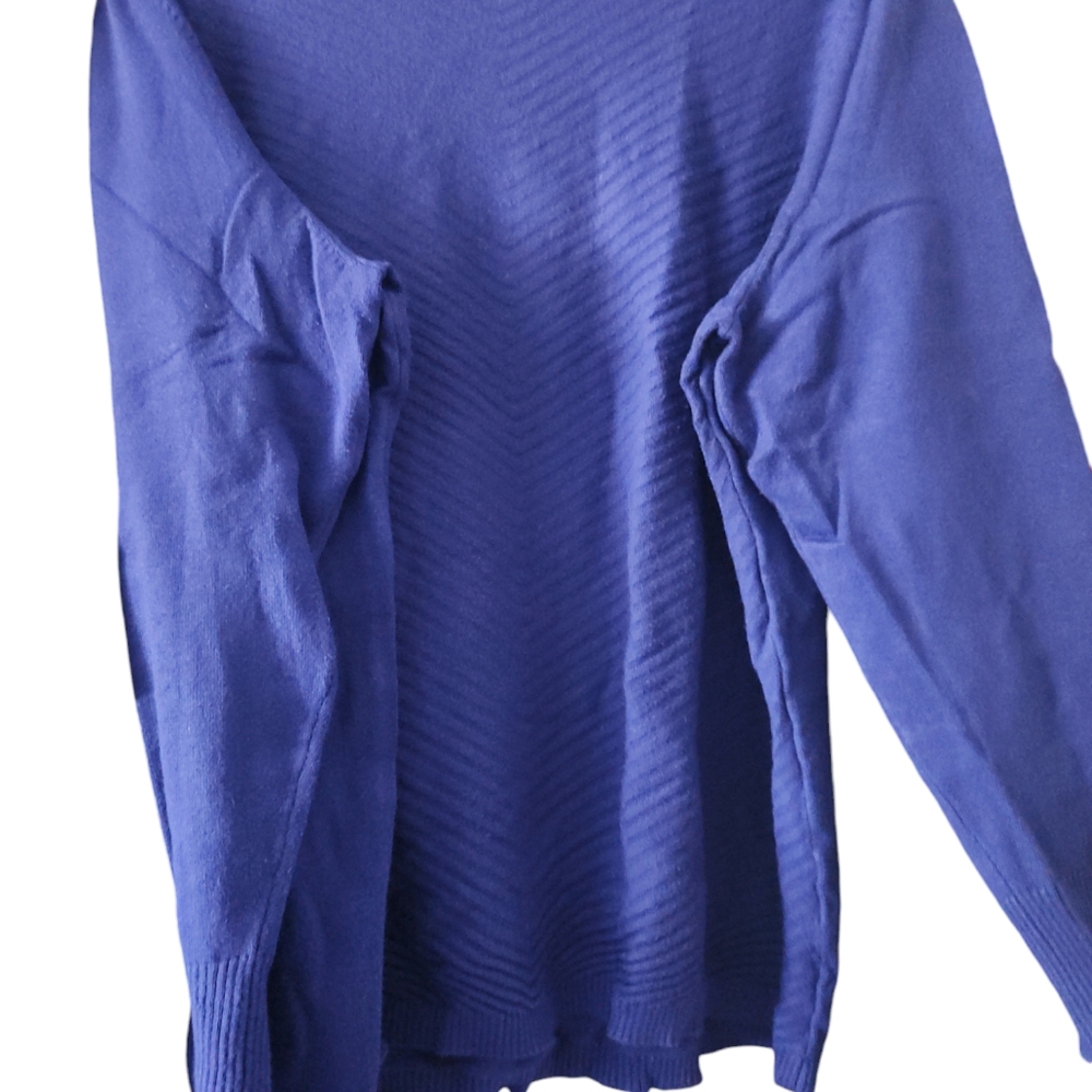 🤩4/$20 Blue Sweater - Picture 6 of 7